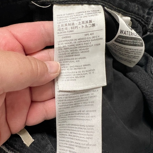 Levis Womens Such A Doozie Black 70s High Rise Premium Flare Jeans Size 26 X 32 - Picture 8 of 10